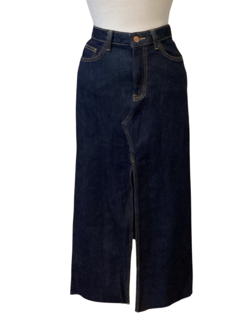 Zara denim front slit dark wash midi skirt size Medium
